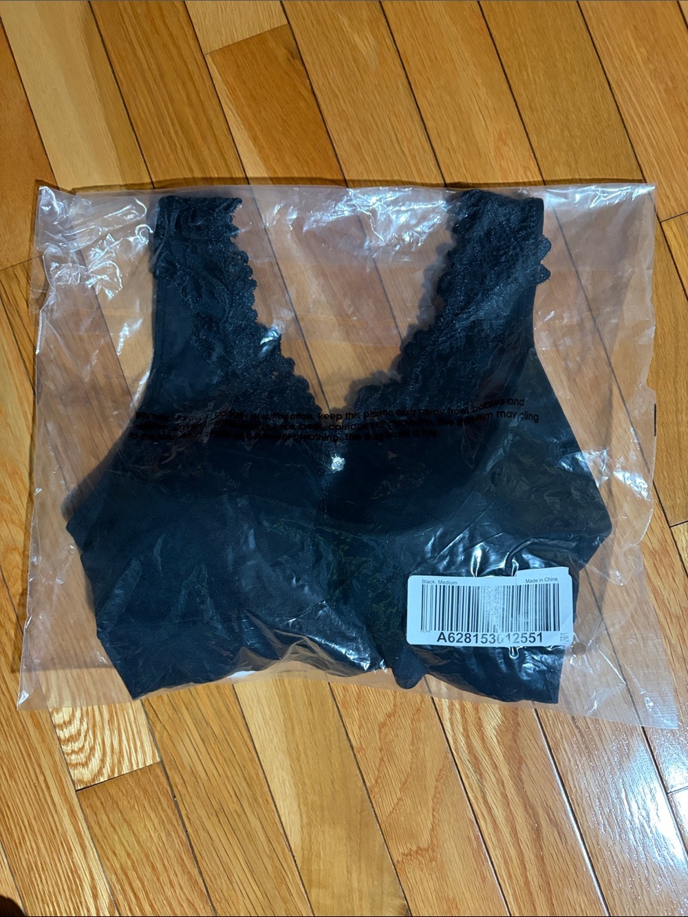 Breezies Black bra NWT Medium